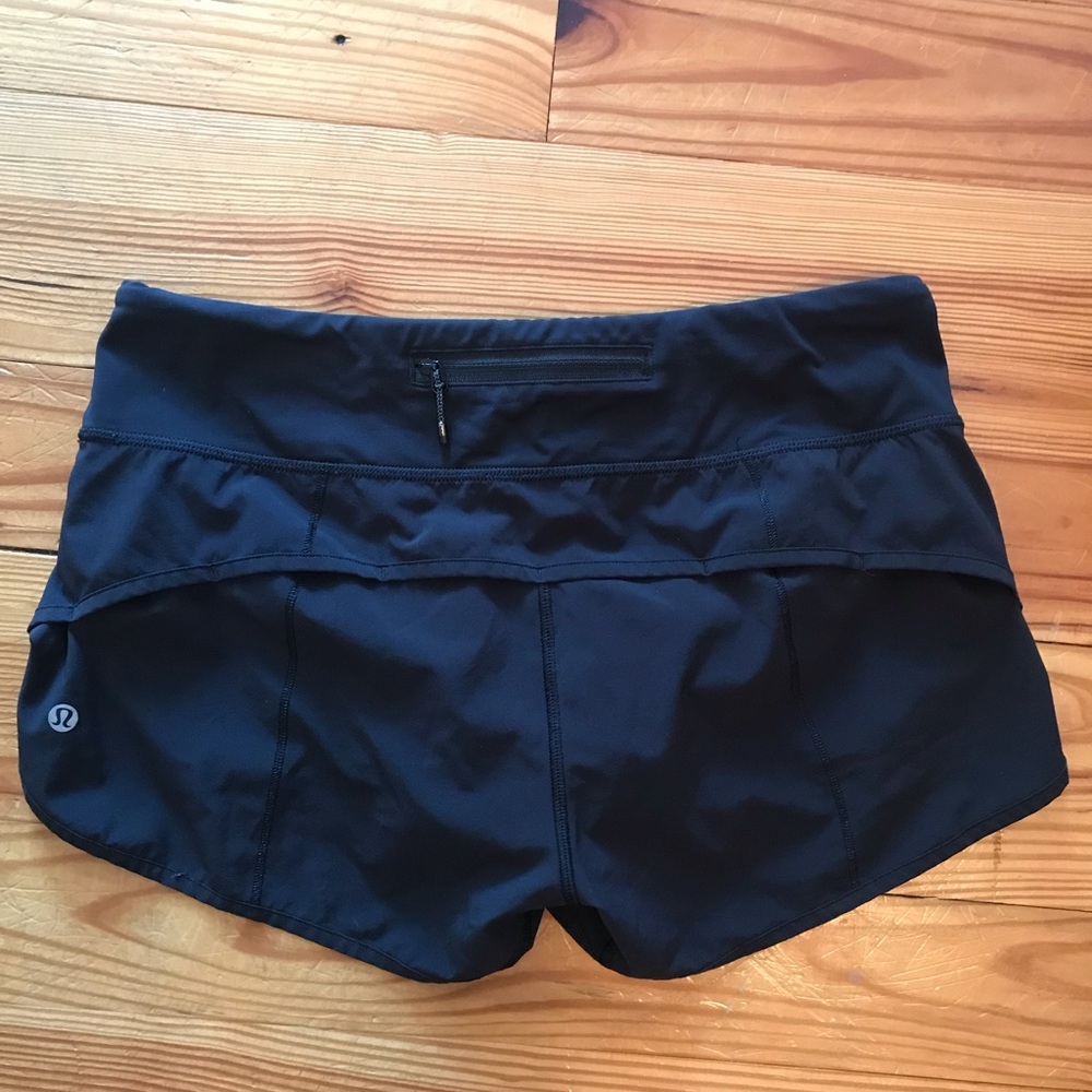 Lululemon Run Times Short 3” Size 6